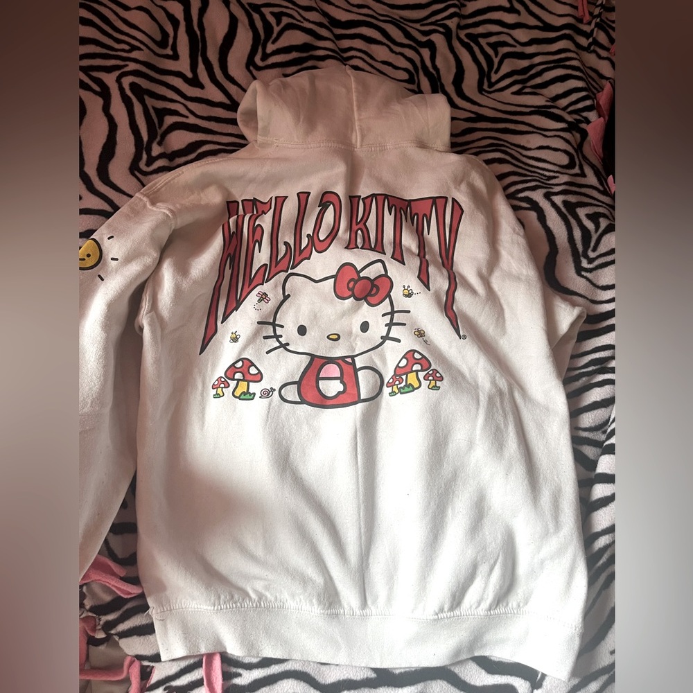 hello kitty sweatshirt